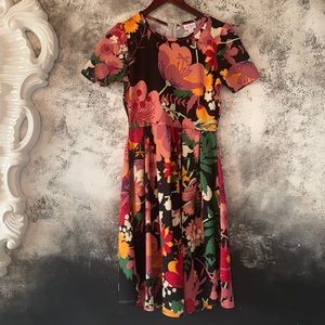 LulaRoe EUC Floral Dress w/pockets
